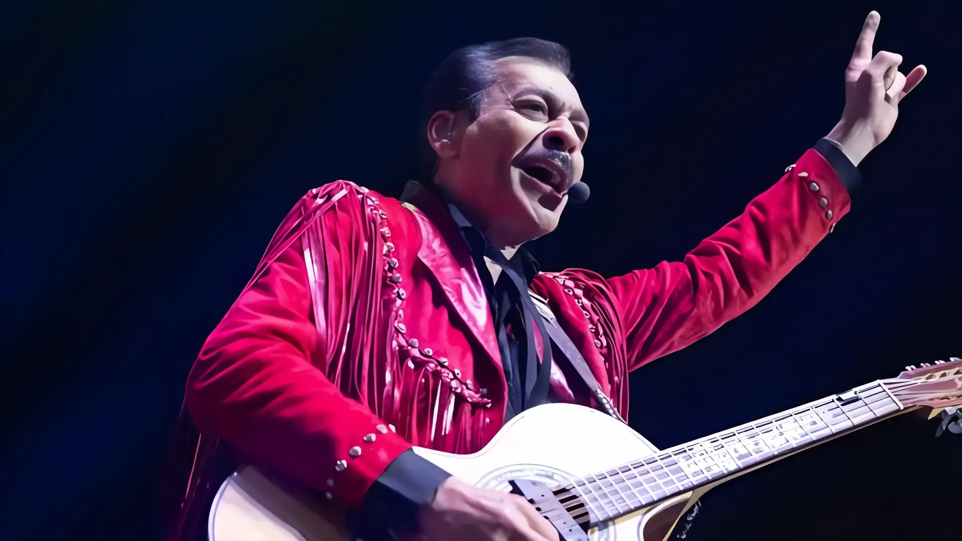 Eduardo Hernández de Los Tigres del Norte preocupa a fans con mensaje en Instagram
