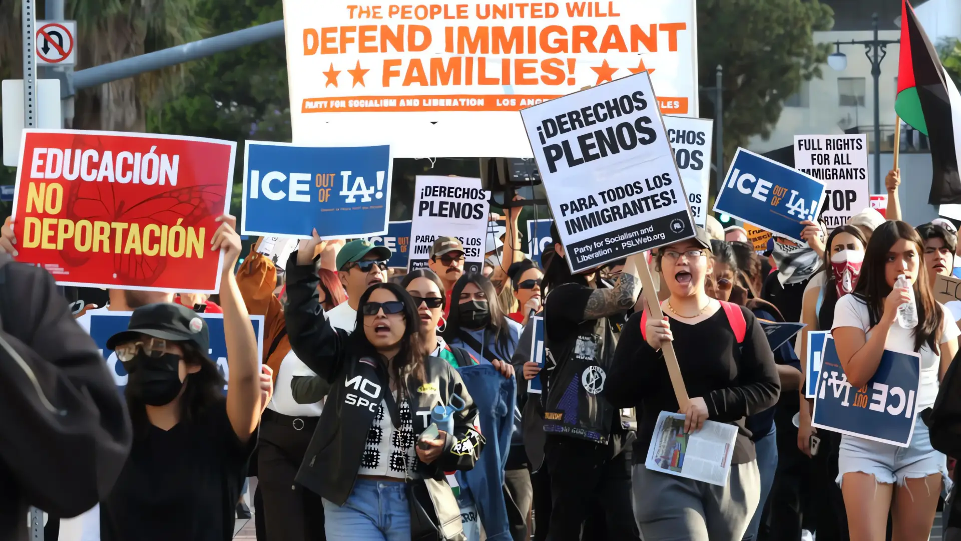 Redadas migratorias ensombrecen el 4 de julio en Los Ángeles
