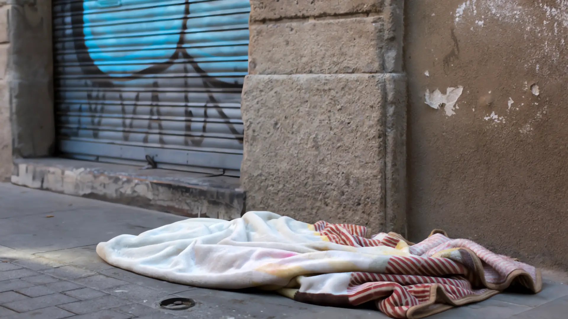 El aumento de la falta de vivienda en Arizona: desafíos persistentes
