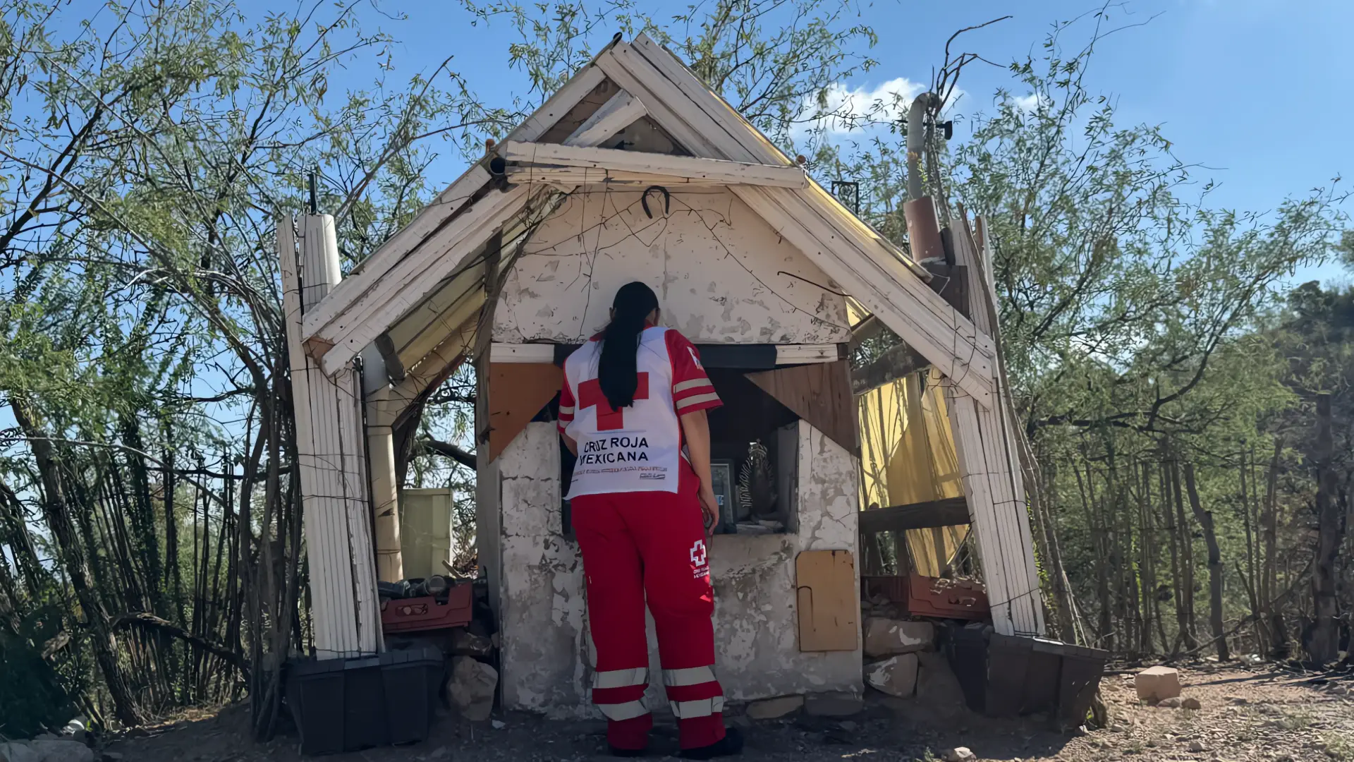 Cruz Roja: Oasis de apoyo para migrantes en el desierto