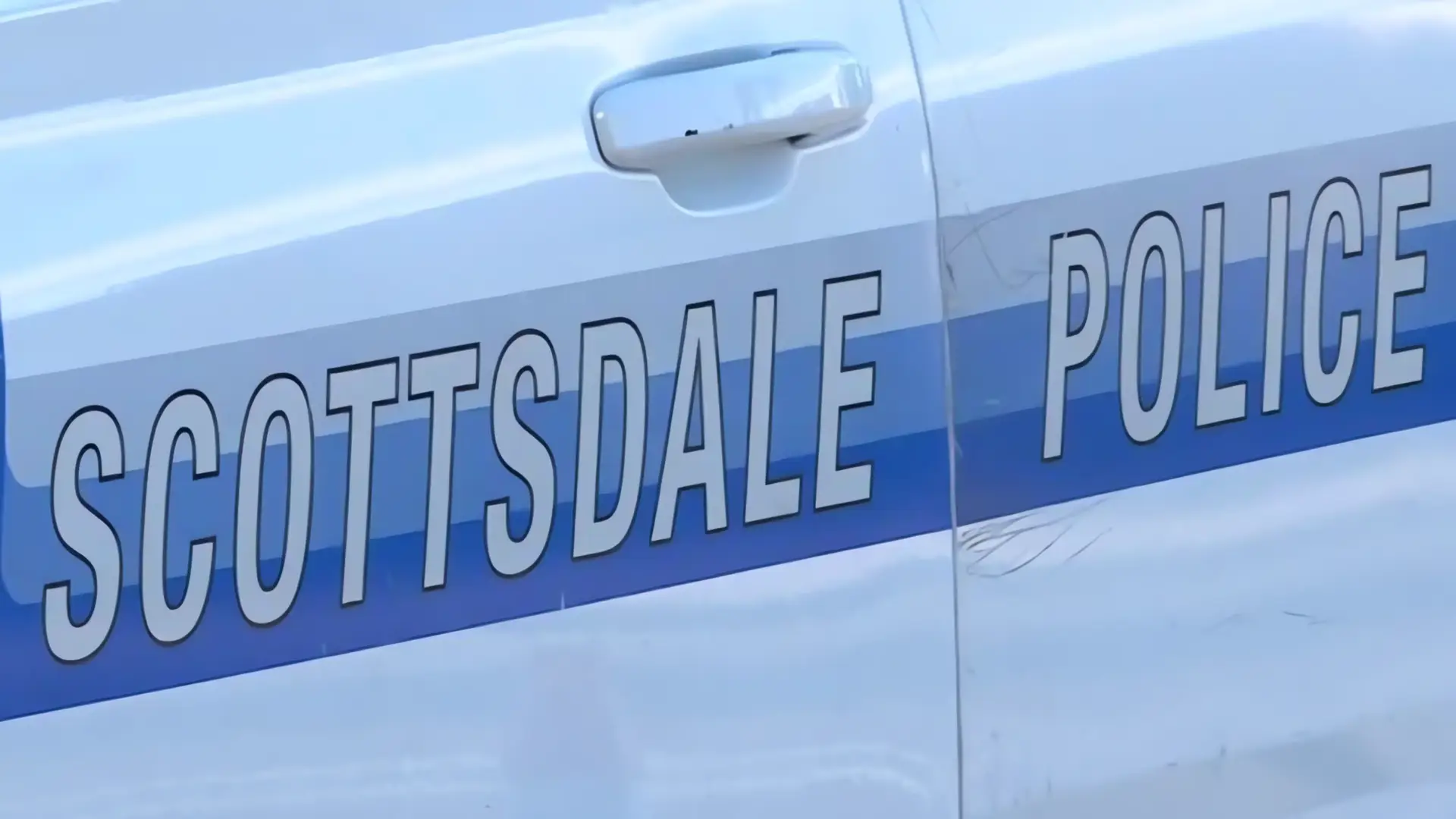 Hombre de Arizona enfrenta 24 cargos por grabar mujeres sin su consentimiento