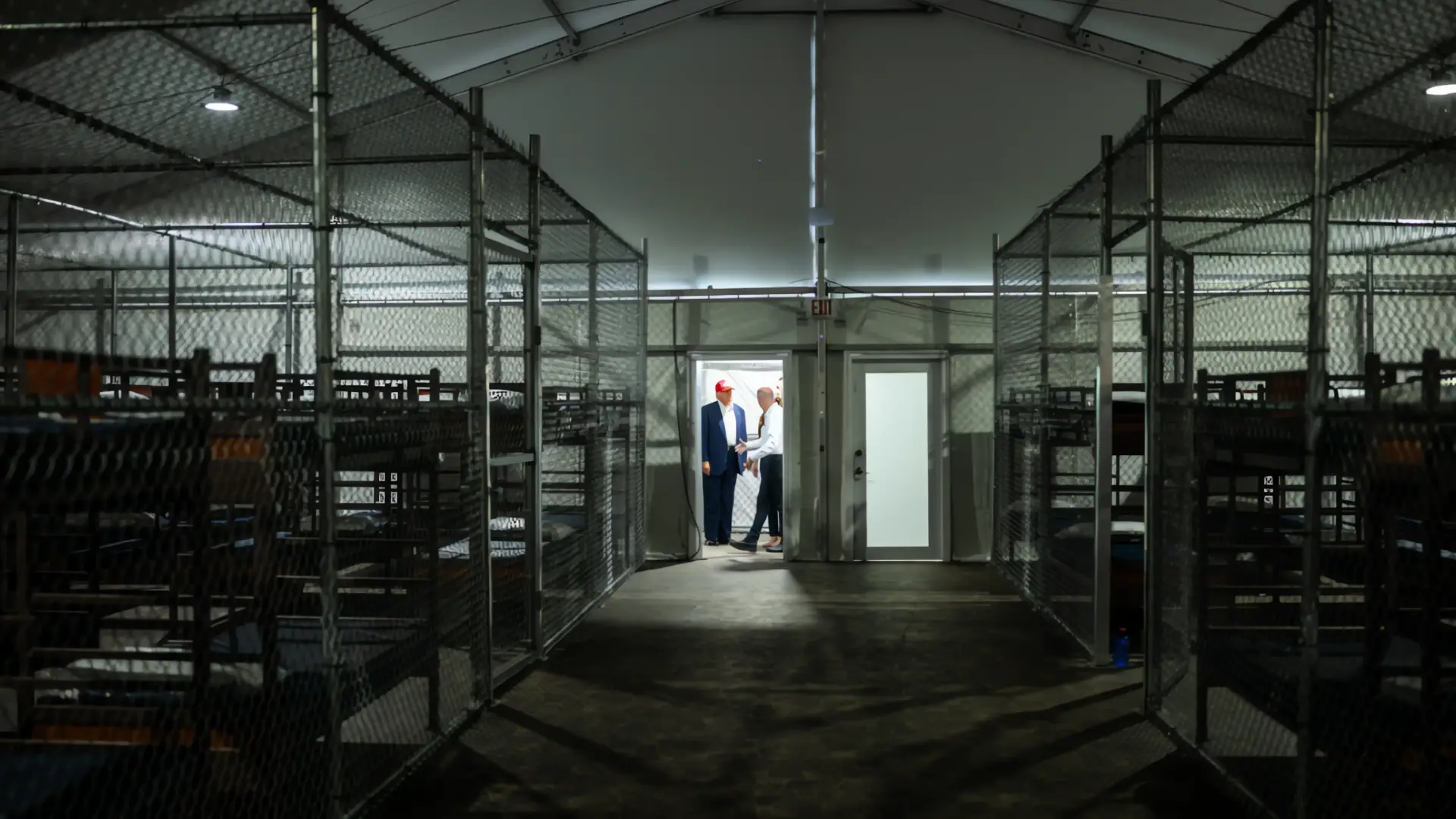 EEUU planea abrir tres centros de deportación estilo "Alcatraz"
