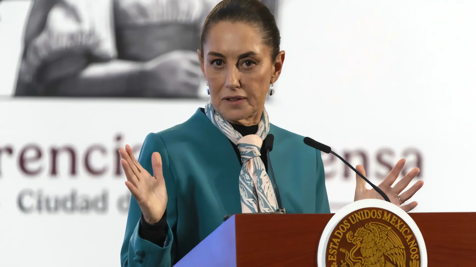 Sheinbaum rechaza acusaciones de EE.UU. contra Maduro
