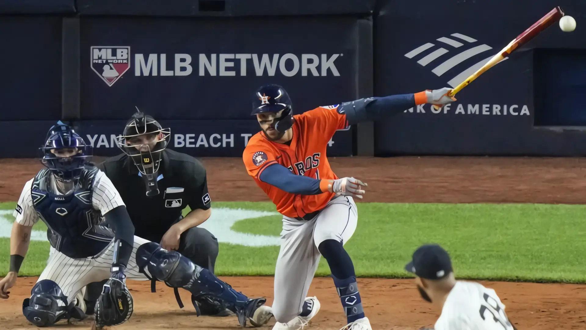 Correa sentencia a Yankees con hit ganador en el Bronx
