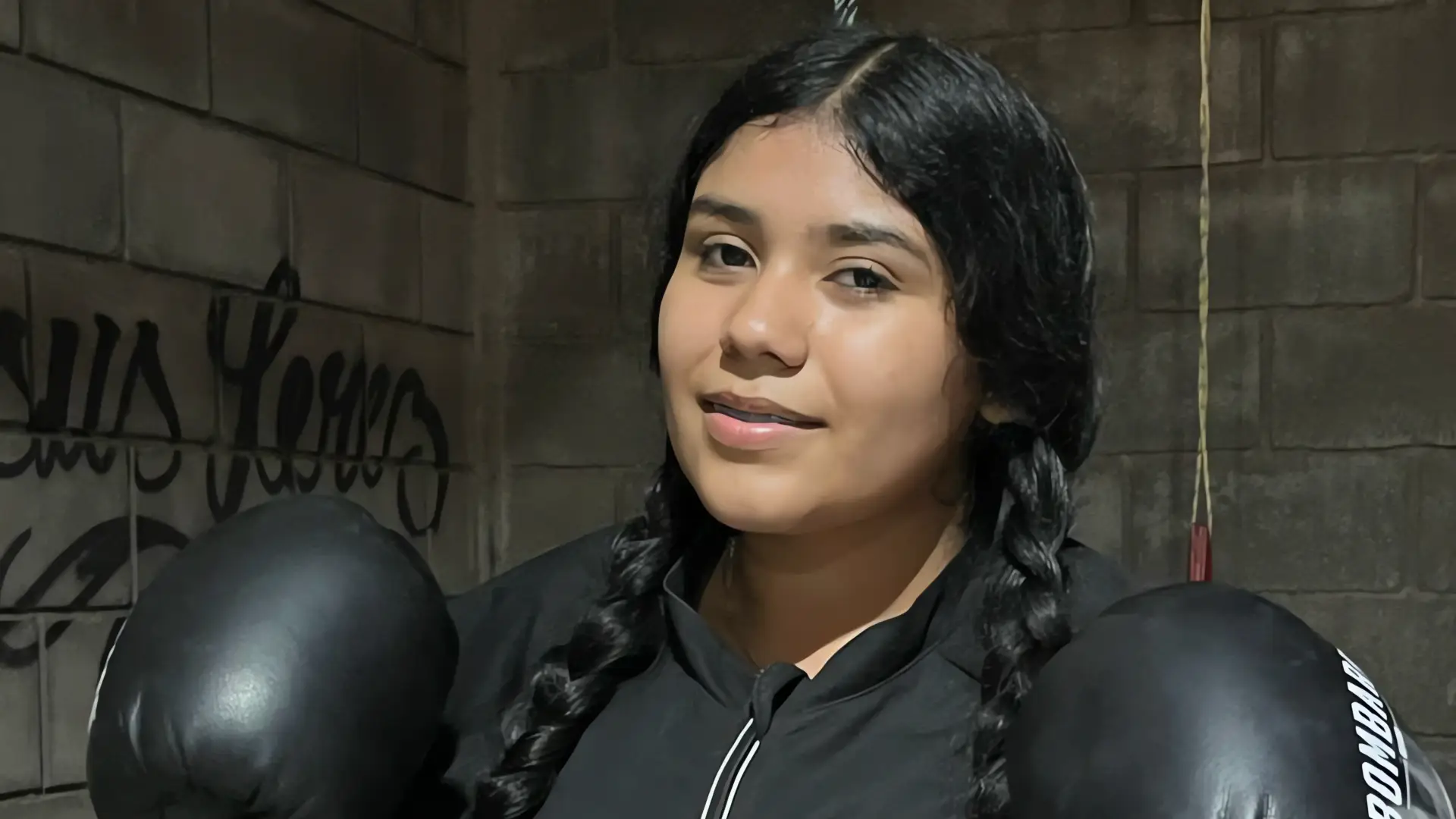 Chocue Hernández: La boxeadora yaqui que enaltece a México
