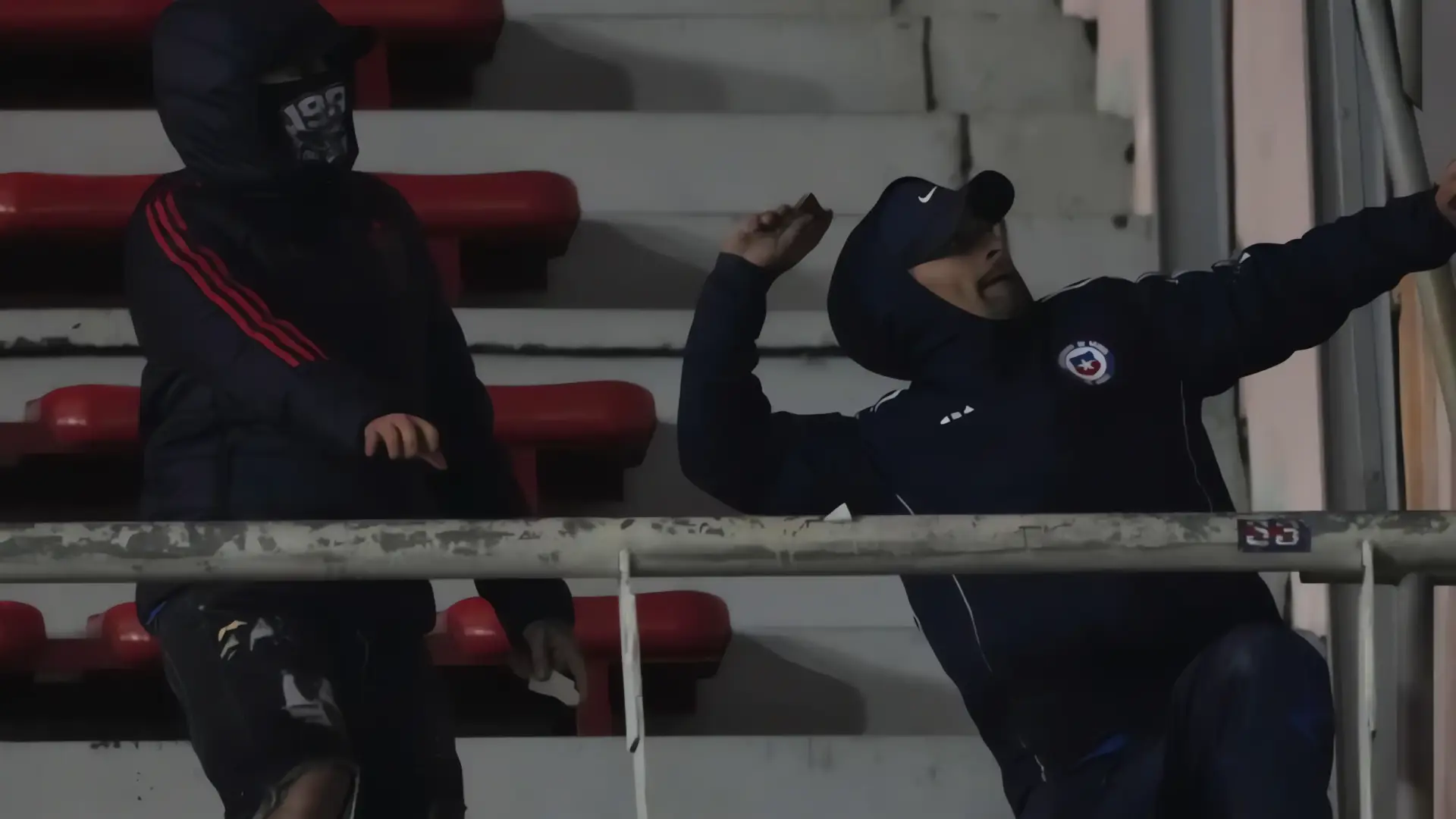 Buenos Aires veta el ingreso de hinchas chilenos hasta 2027 por disturbios
