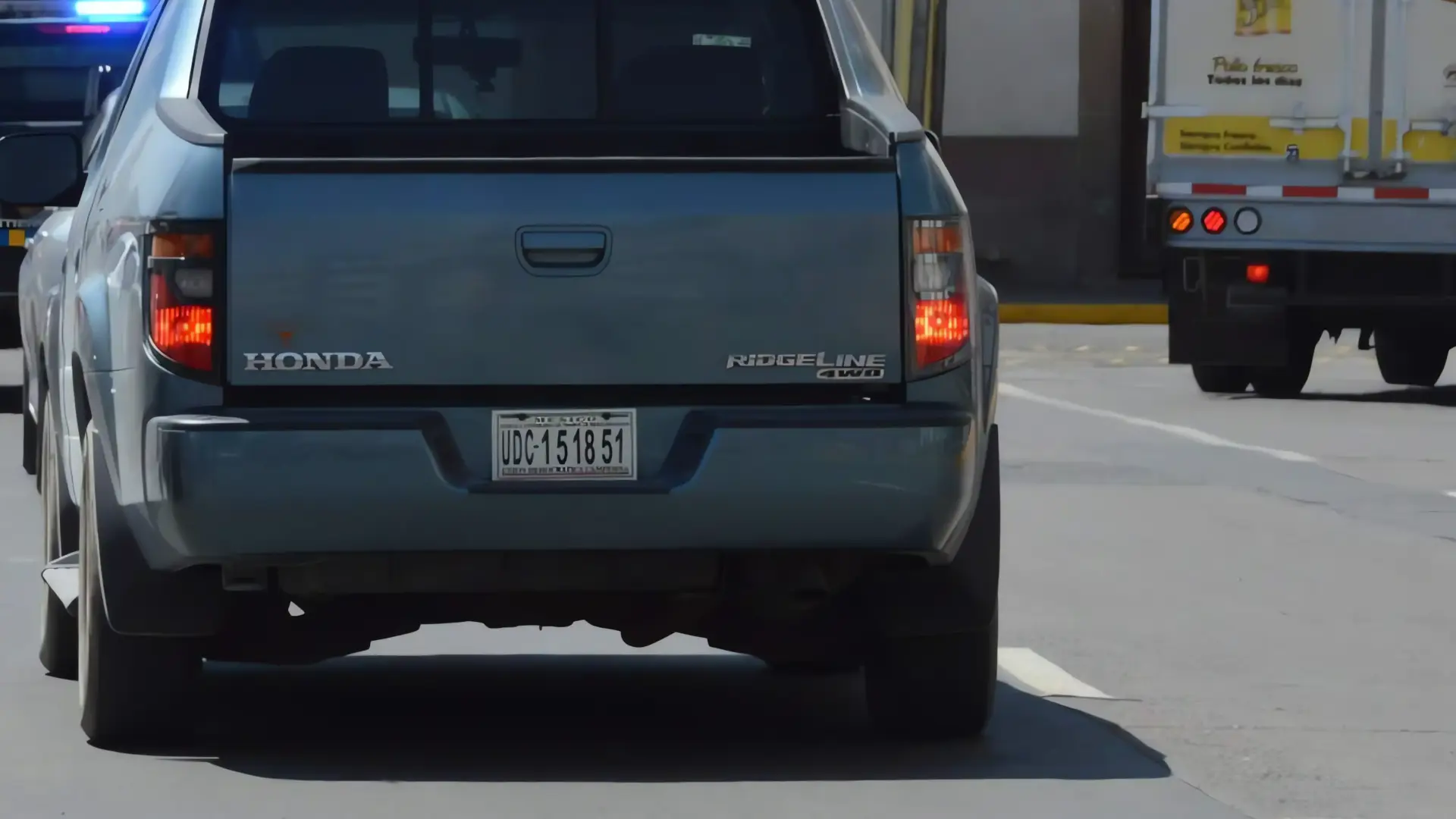 Modificarán regulación de autos "chocolate"
