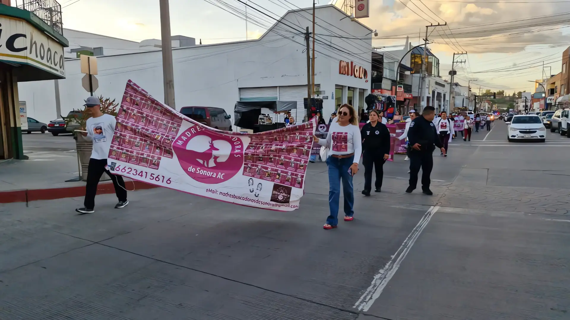 Nogales se une en marcha pacífica contra el aumento de desaparecidos