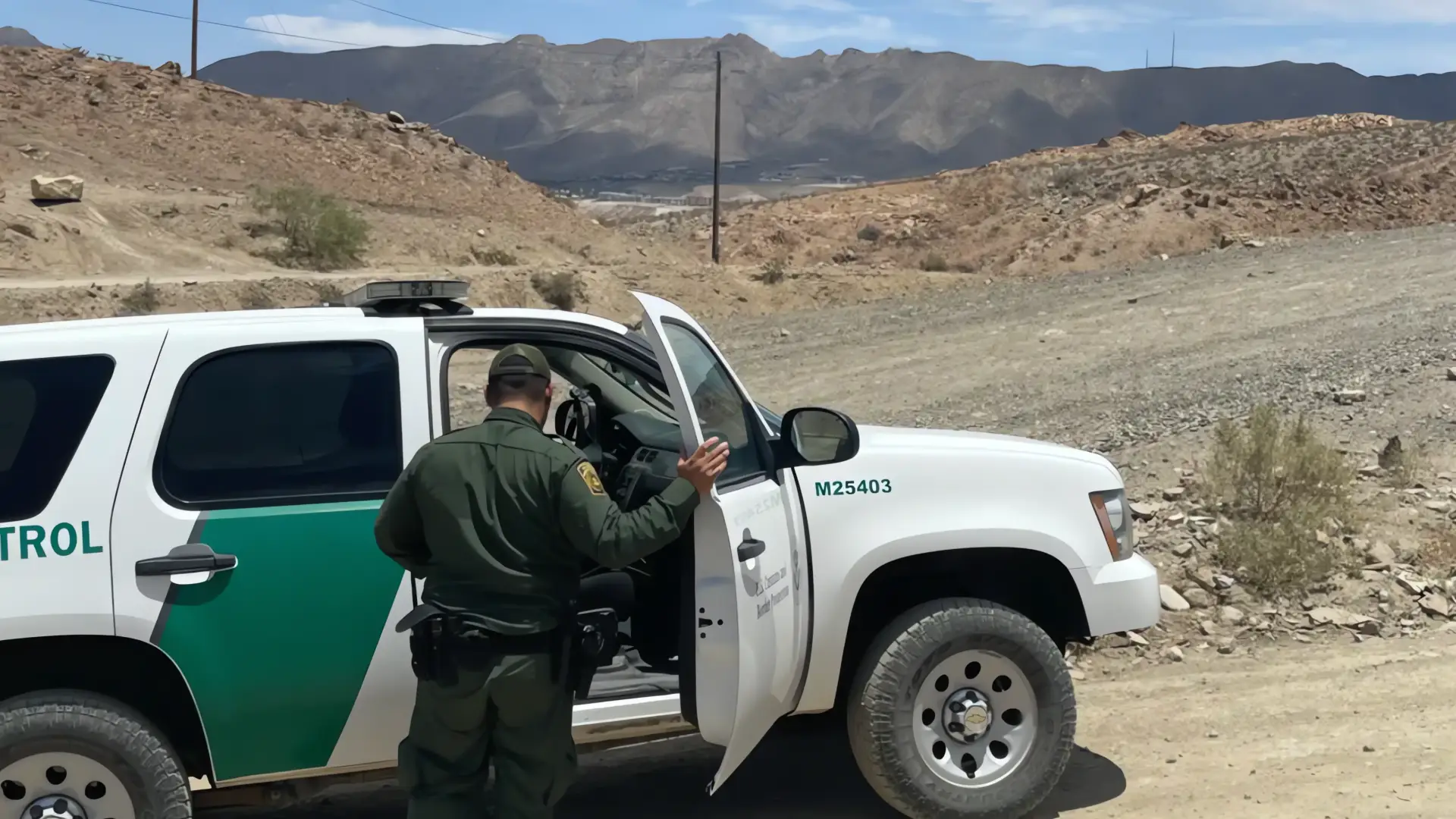 Mujer acepta culpabilidad por transportar a 10 migrantes en El Paso