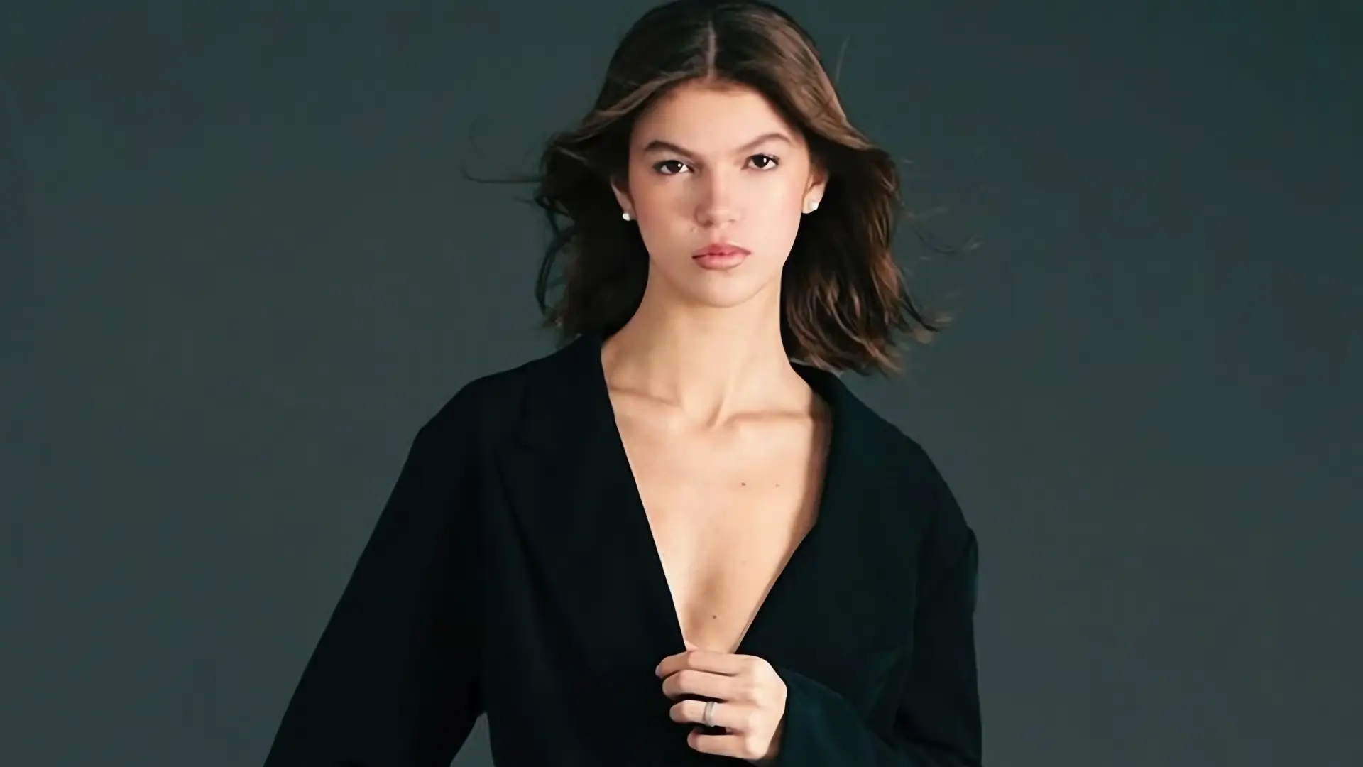 Polémica por pago a Valentina Gilabert por entrevista