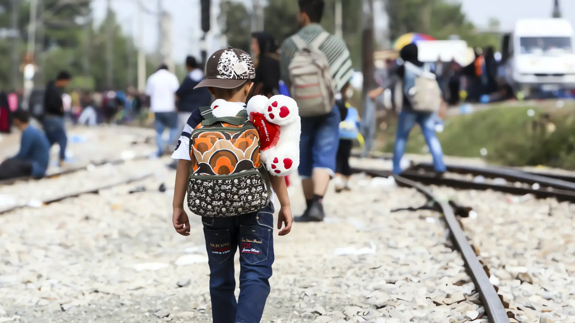 Jueza de Tucson suspende deportación de 69 niños migrantes por falta de reunificación familiar