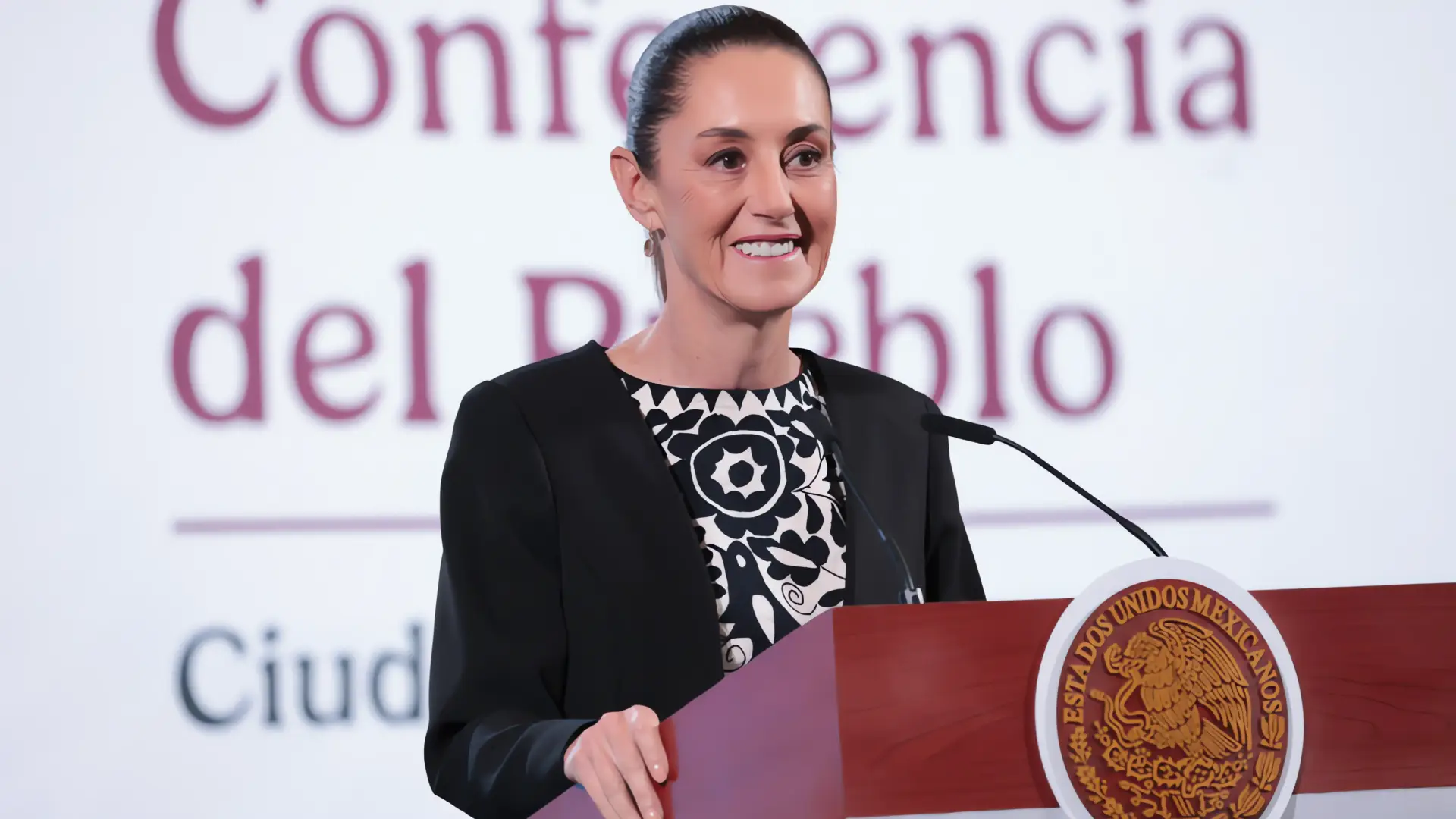 Sheinbaum lanza Plan Nacional de Salud Mental Juvenil: Unidades móviles y terapia digital