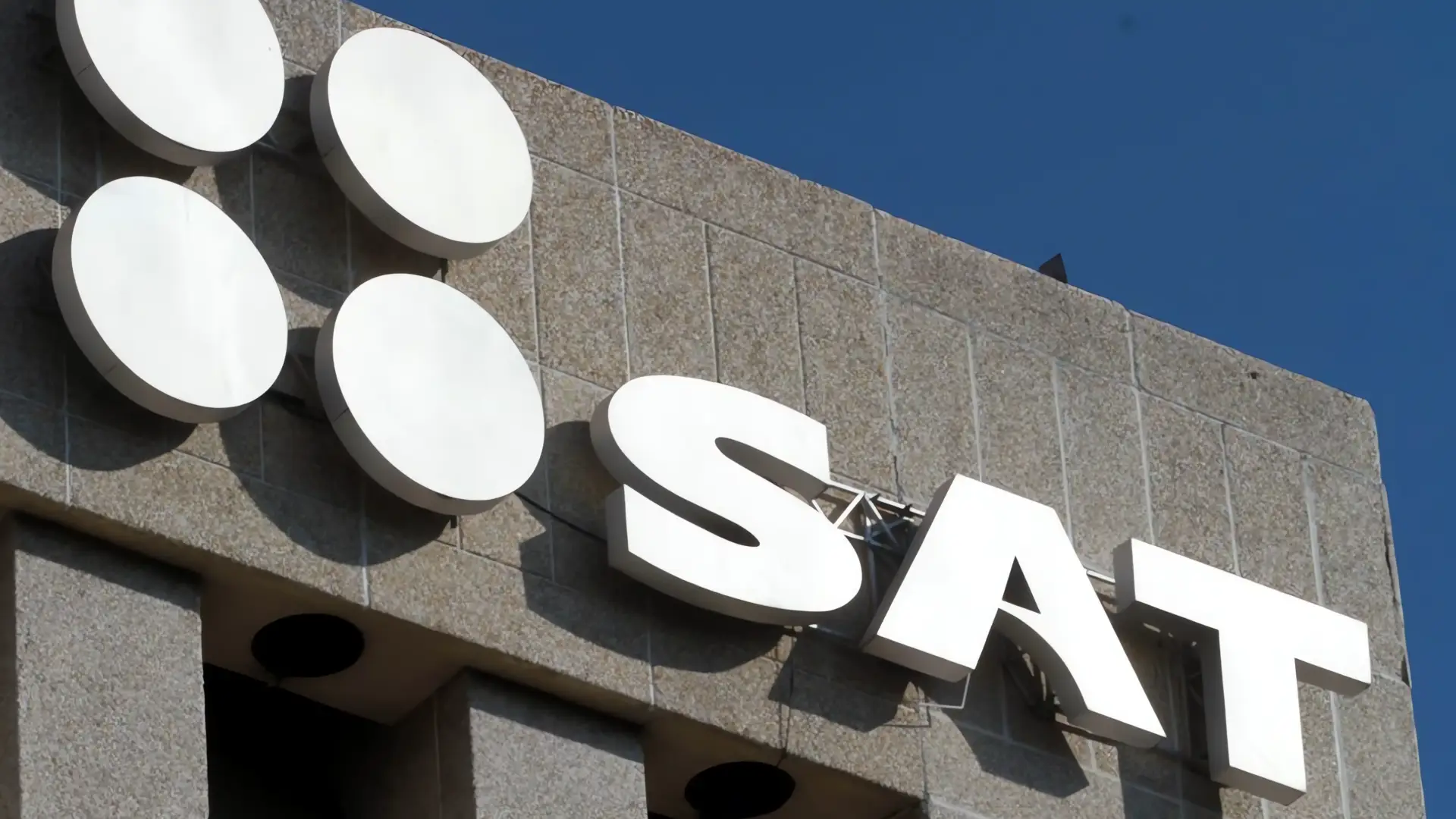 SAT endurece reglas para RFC y e.firma: Busca frenar factureras y direcciones falsas