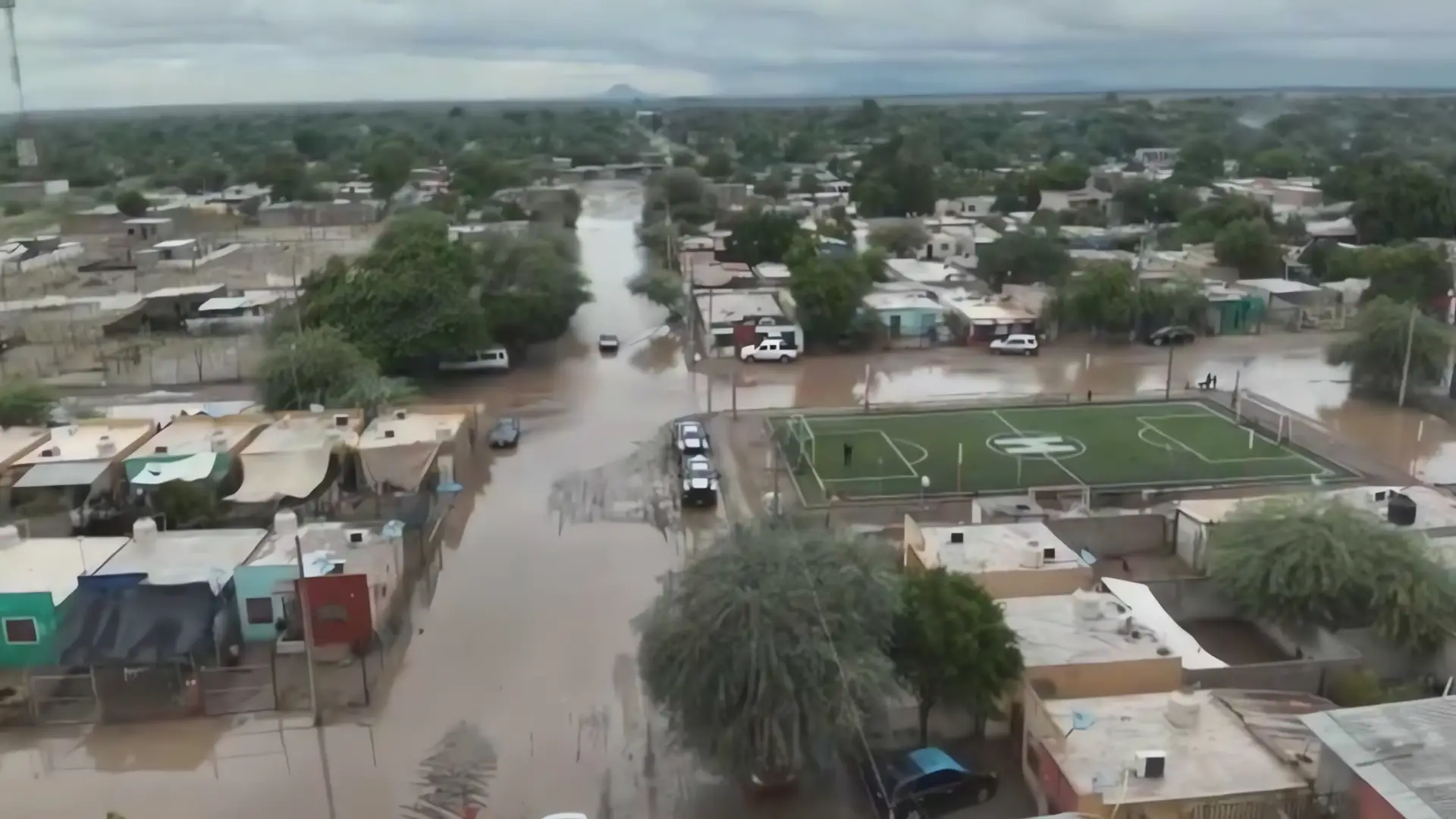 Reconstrucción de viviendas tras los daños causados por Raymond