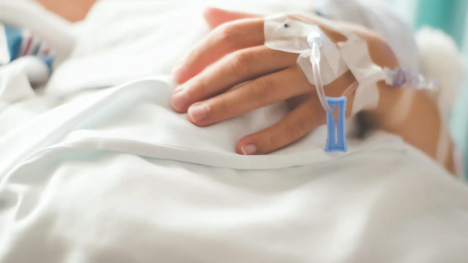 Tragedia en Halloween: Muere niño de Phoenix tras colapso por aneurisma