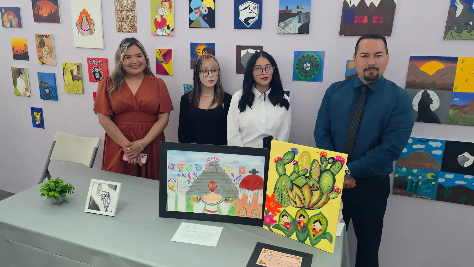 Estudiantes de la Prepa Municipal muestran sus proyectos con creatividad y compromiso