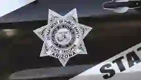 Desmantelan red de robo de autos de lujo en Arizona
