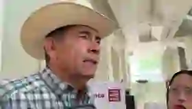 100,000 becerros de exportación esperan embarque en UGRS
