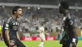 Vini Jr. guía al Madrid a octavos
