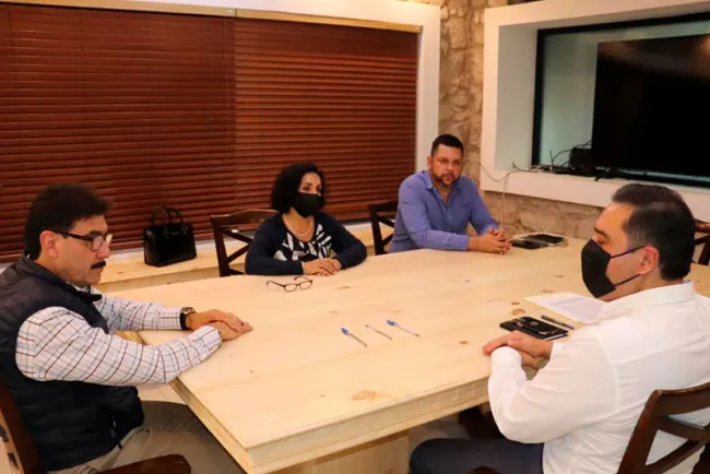 Firma Gobierno Municipal convenio con el ISIE