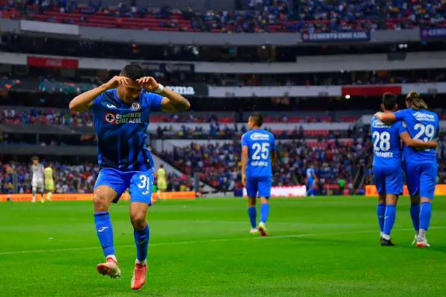 Orbelín Pineda sigue en la mira del Celta de Vigo