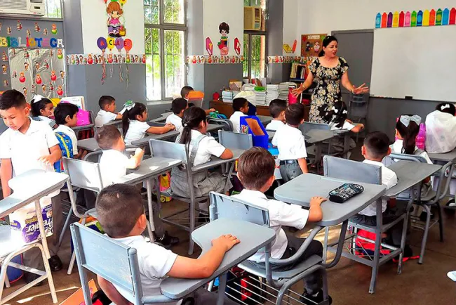 Escuelas se reactivan el 2022