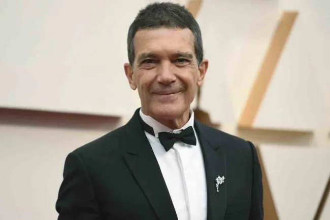 Antonio Banderas recluta a su hija para un musical español