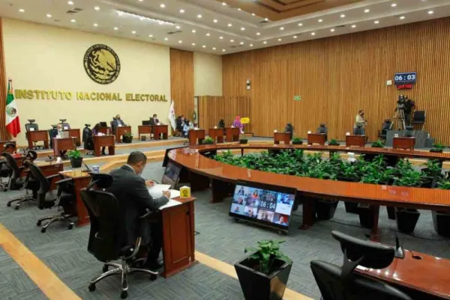 INE aclara presupuestos 2019 y 2022 ante críticas de legisladores