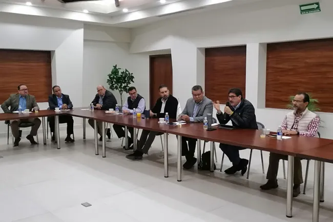 Unifica Alcalde agenda de trabajo con Canacintra