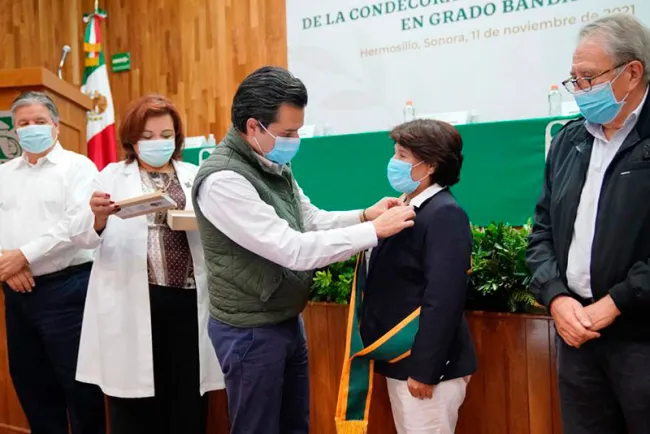 Reconocen a 100 trabajadores de la salud del IMSS en Sonora