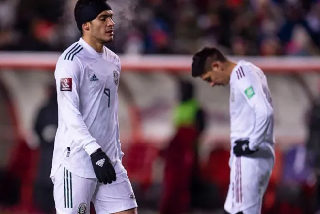 México sucumbe ante Canadá y cae al tercer lugar del Octagonal