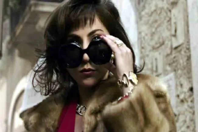 Lady Gaga, una viuda negra rodeada de lujo y misterio en 'La casa Gucci'