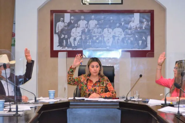 Dictaminan reformas al Código Penal