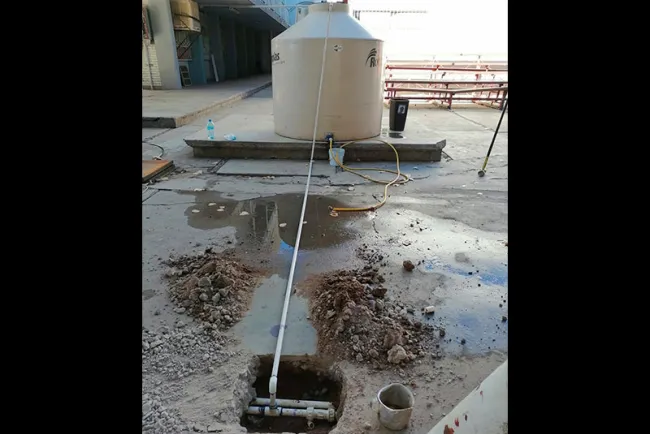 Atiende Oomapas servicios en escuelas vandalizadas