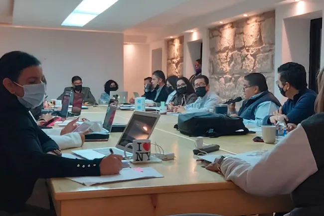 Rectifican corredor vial de fraccionamiento