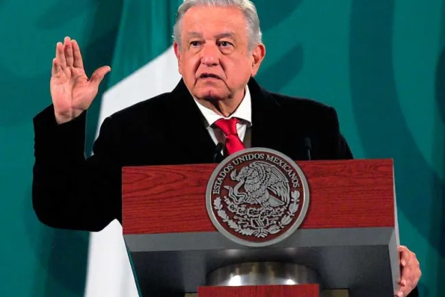Penoso que INE obstaculice la democracia, afirma López Obrador