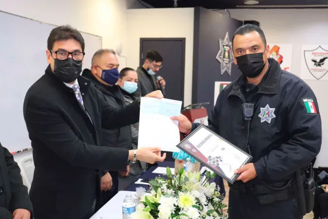 Entregan premio “Policía del Mes” en Seguridad Pública