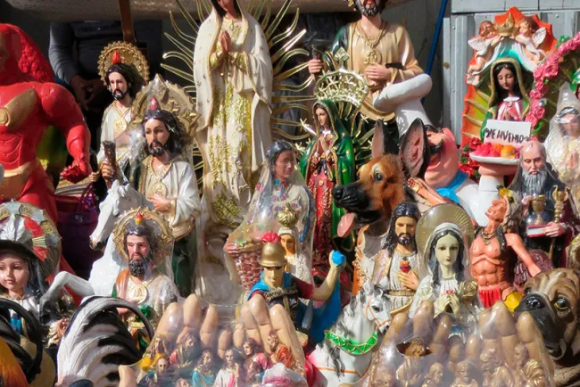 Bajan ventas a las orillas de la línea