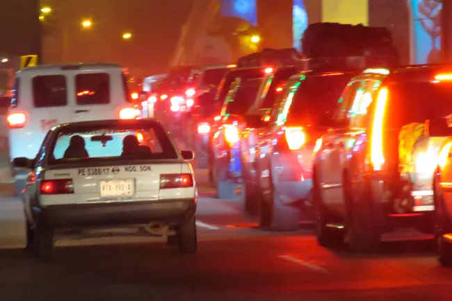 Arriban paisanos a frontera