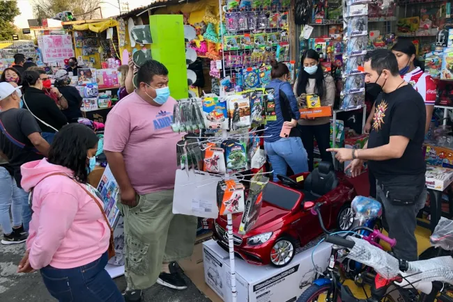 En plena crisis, los Reyes Magos reciclan juguetes