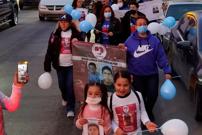 Realizan marcha por Bogar