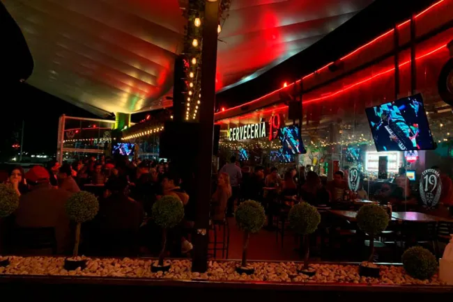 Multan a bares por ruidosos