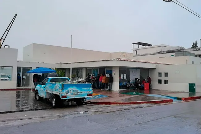 Se contagia más personal médico