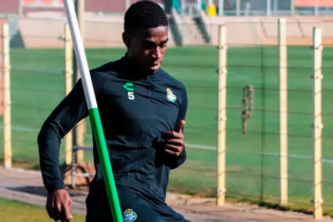 Otro modo de defender con Caixinha