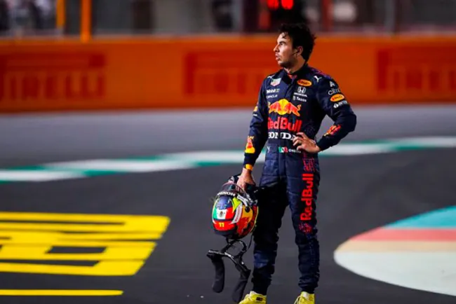 ‘Checo’ Pérez tuvo que cambiar el enfoque