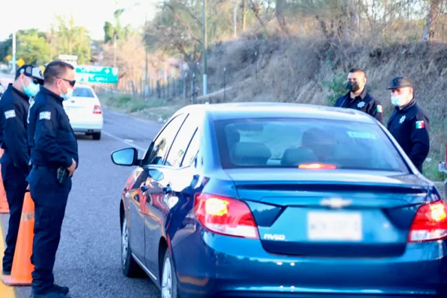 Suman esfuerzos por un Festival de Álamos seguro