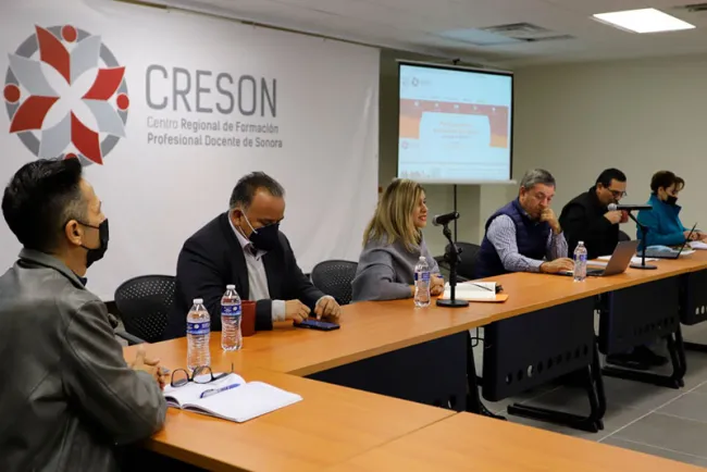 Colabora Creson con la SEC en política educativa