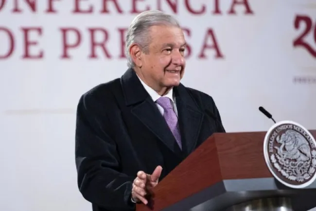 López Obrador pide a EU explicar presencia de FBI en QRoo