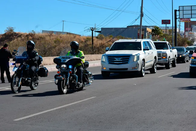 Despiden a Don Facundo a su última morada