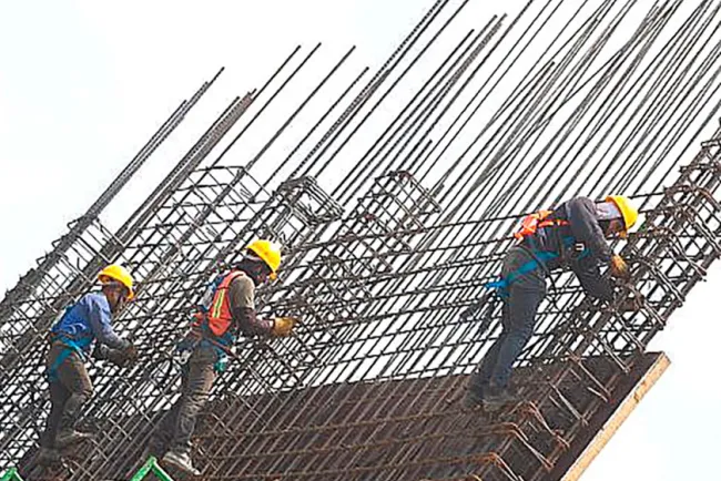 Afecta precio de acero a sector constructor